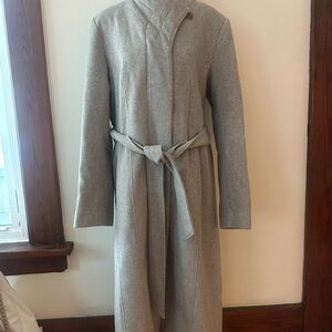 Elegant grey fitted wool blend coat size 10